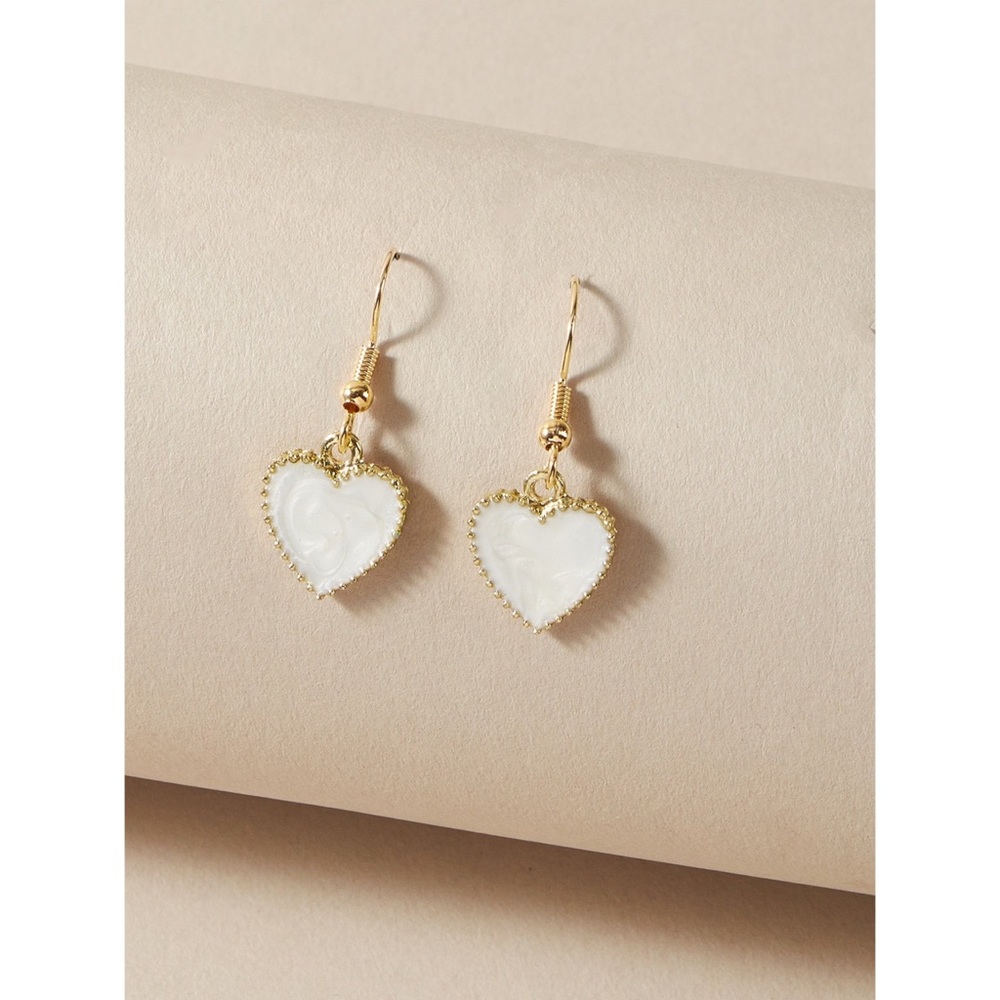 ✨Heart Charm Drop Earrings ✨